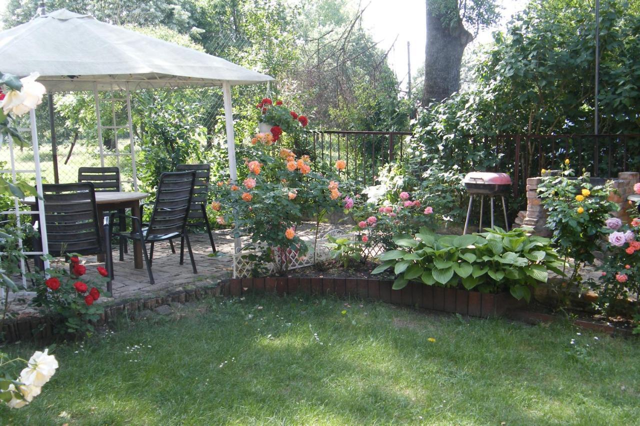 Holly Vendeghaz Apartment Hajduszoboszlo Exterior photo